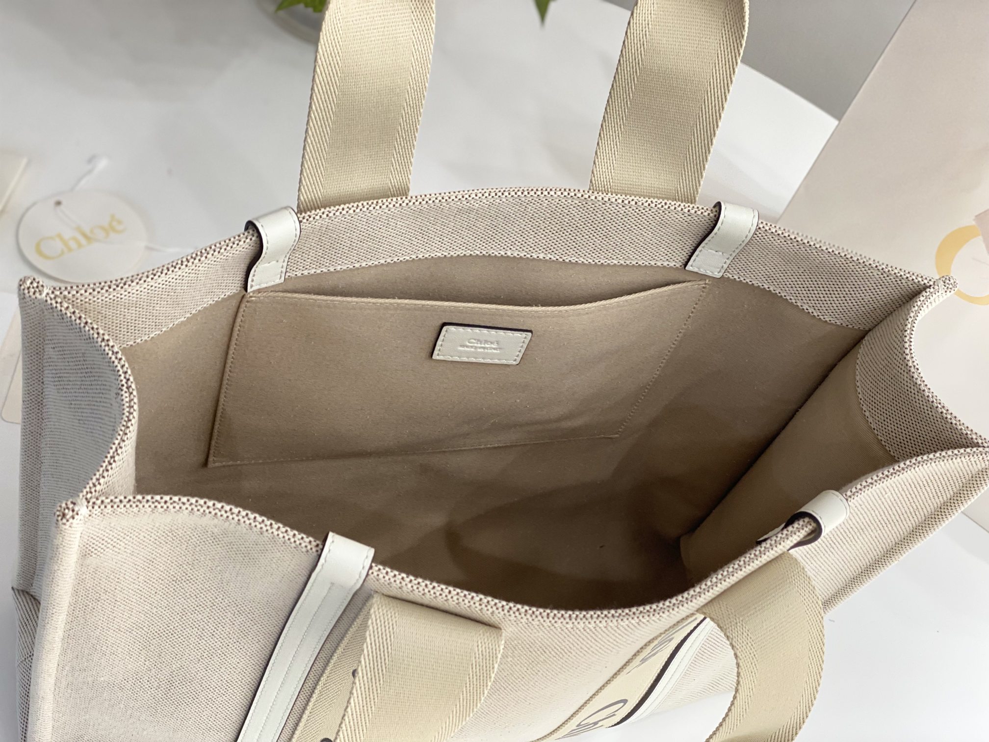 Chloe Large Woody Tote Bag In Linen 